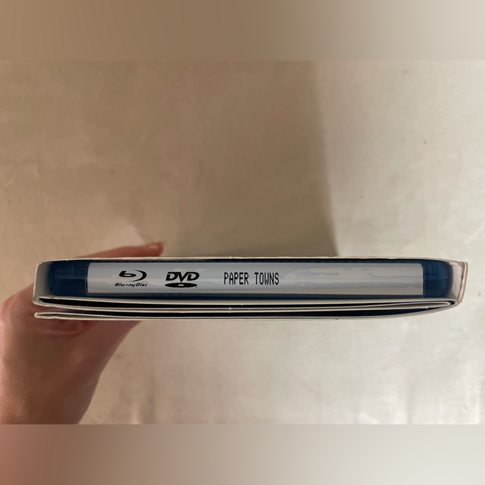 “Paper Towns” Blu-Ray and DVD movie - Picture 3 of 3